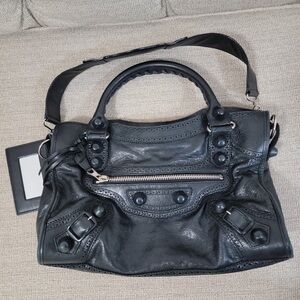 Balenciaga Brogues
City Shoulder / Top
Handle Bag